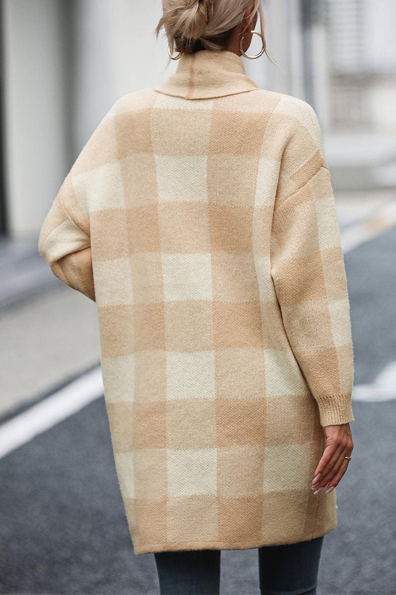 PLAID PATTERN OVERSIZED CARDIGAN WITH POCKETS - Doublju