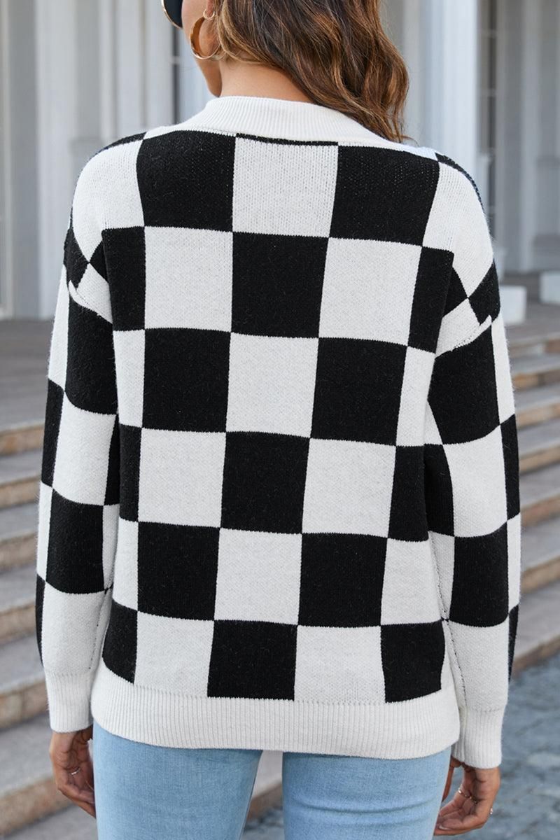 BUFFALO PLAID BUTTON CLOSURE V NECK CARDIGAN - Doublju