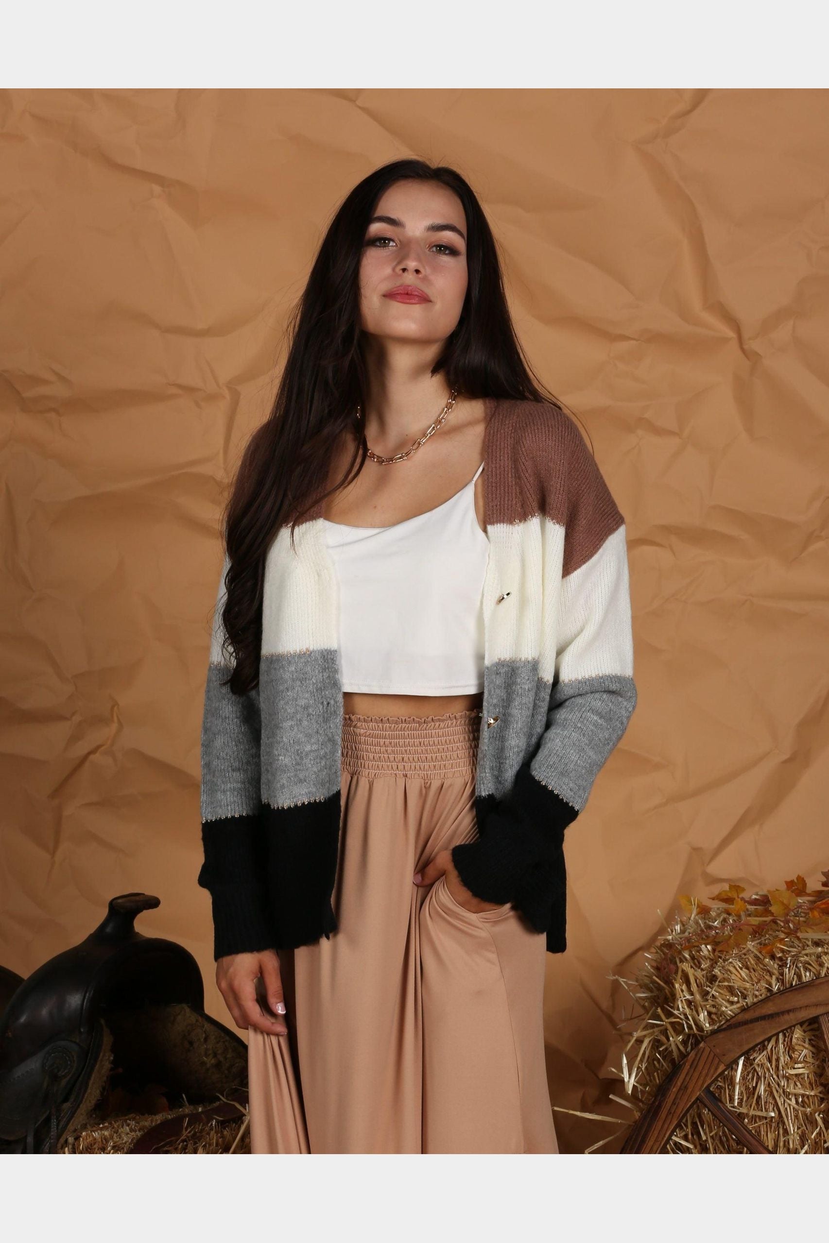 V NECK BUTTON DOWN COLOR BLOCK WARM CARDIGAN - Doublju