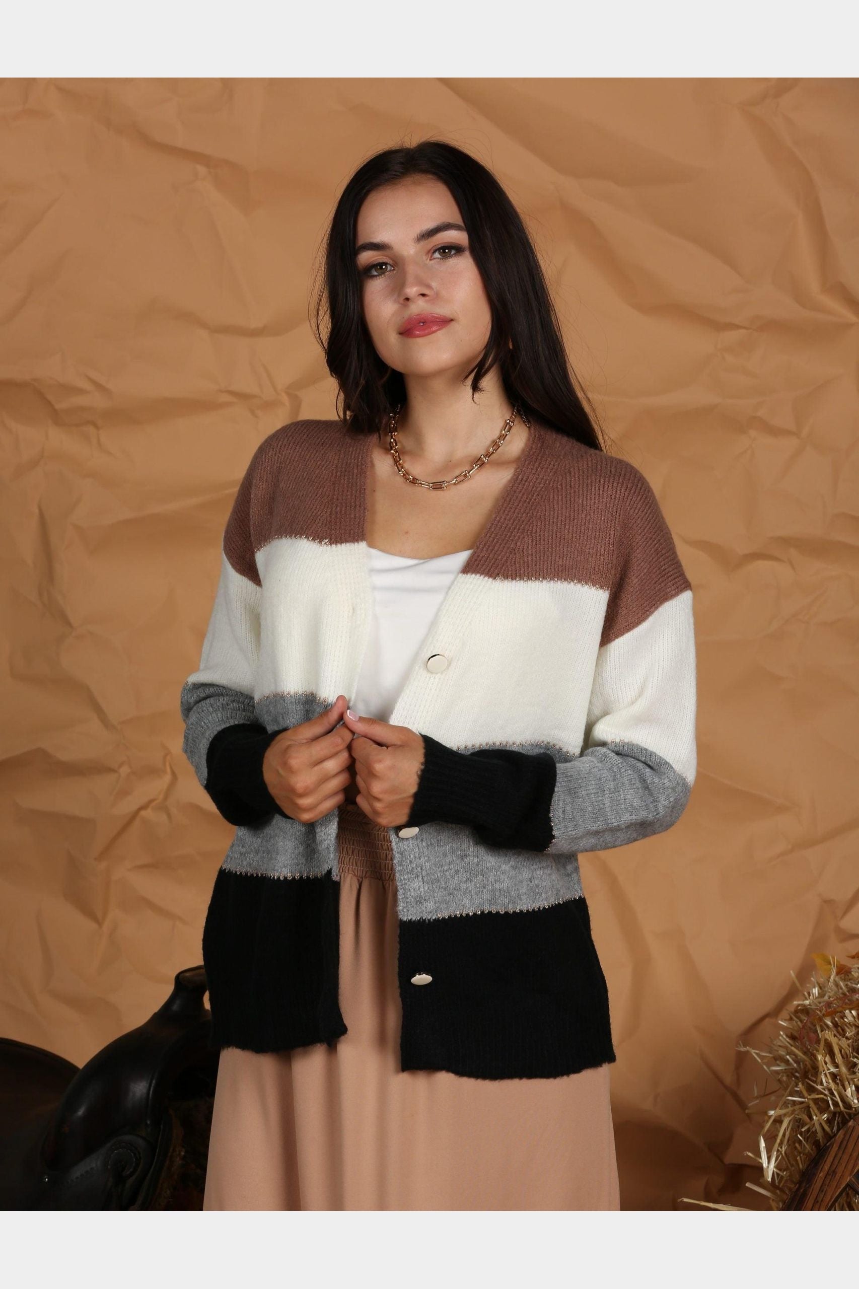 V NECK BUTTON DOWN COLOR BLOCK WARM CARDIGAN - Doublju