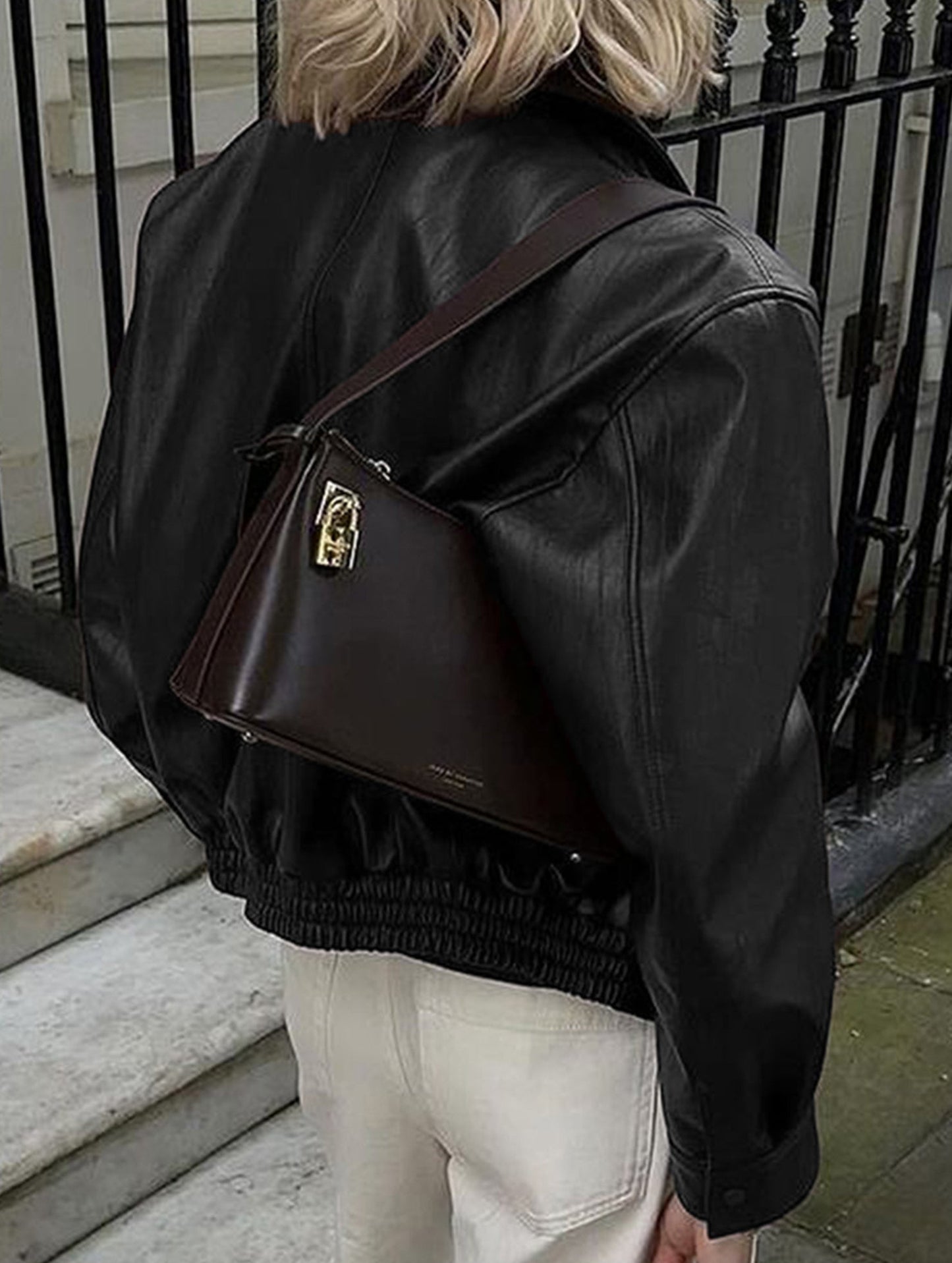 Casual holiday style long-sleeved leather jacket