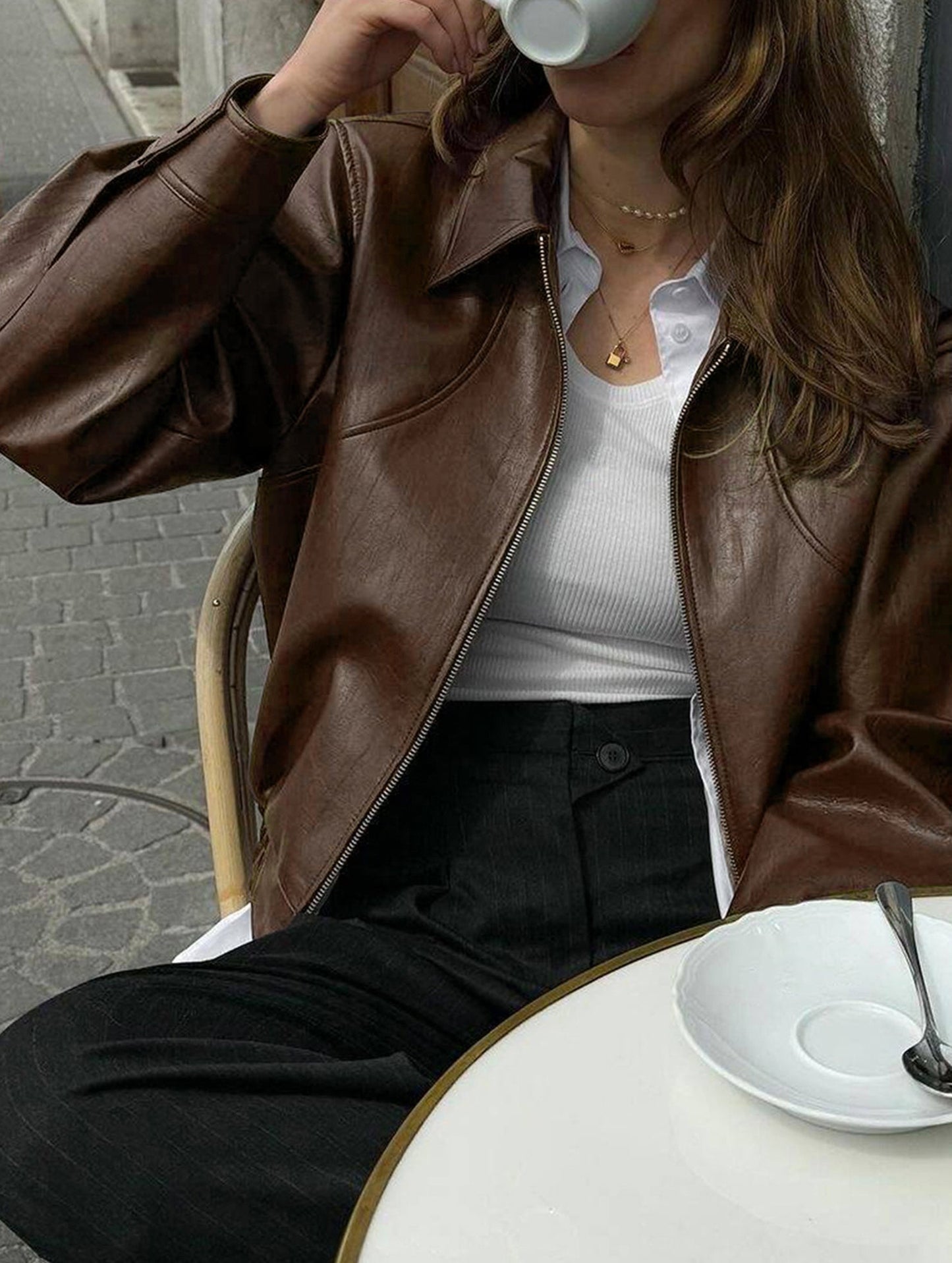 Casual holiday style long-sleeved leather jacket