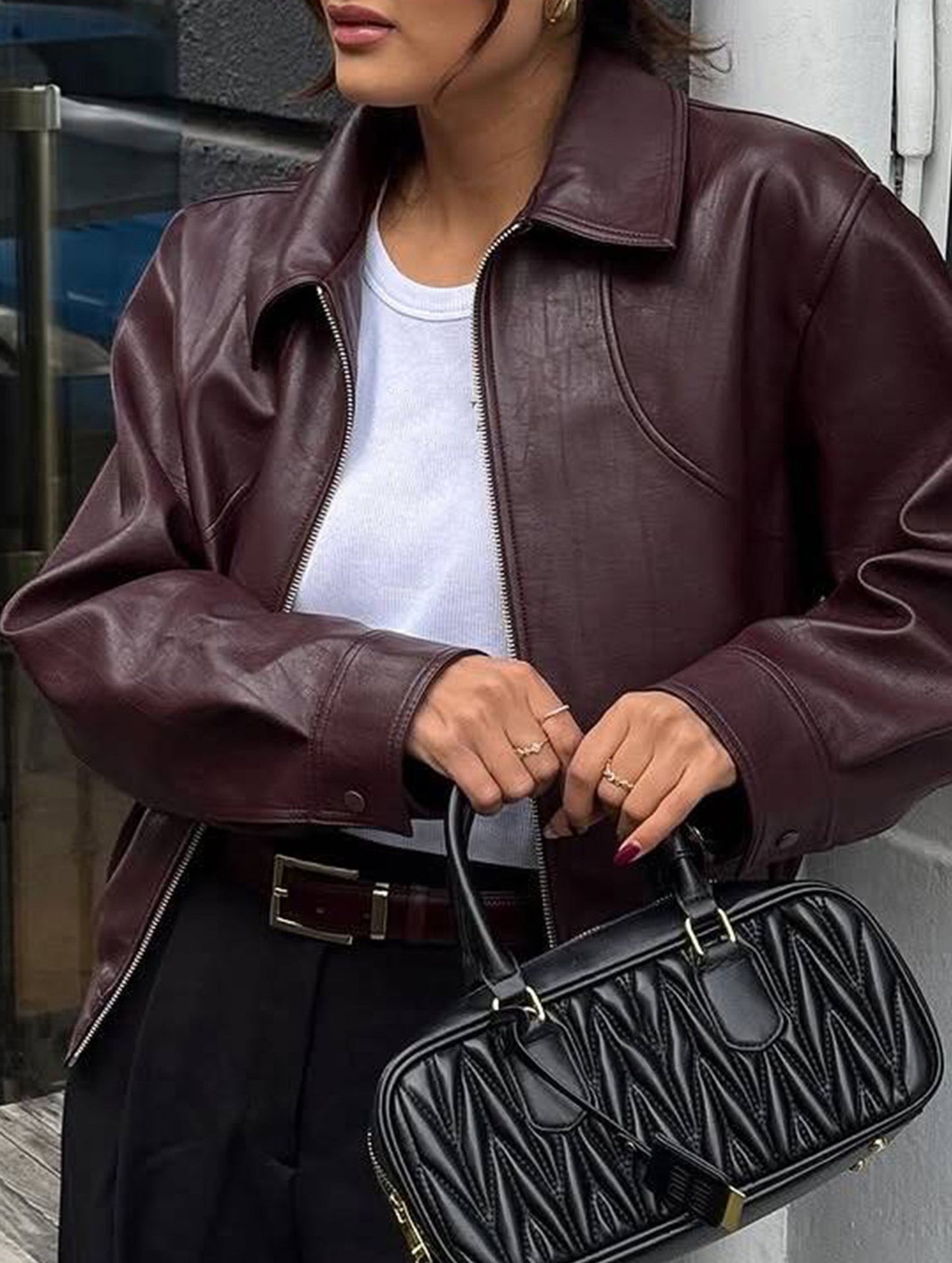 Casual holiday style long-sleeved leather jacket