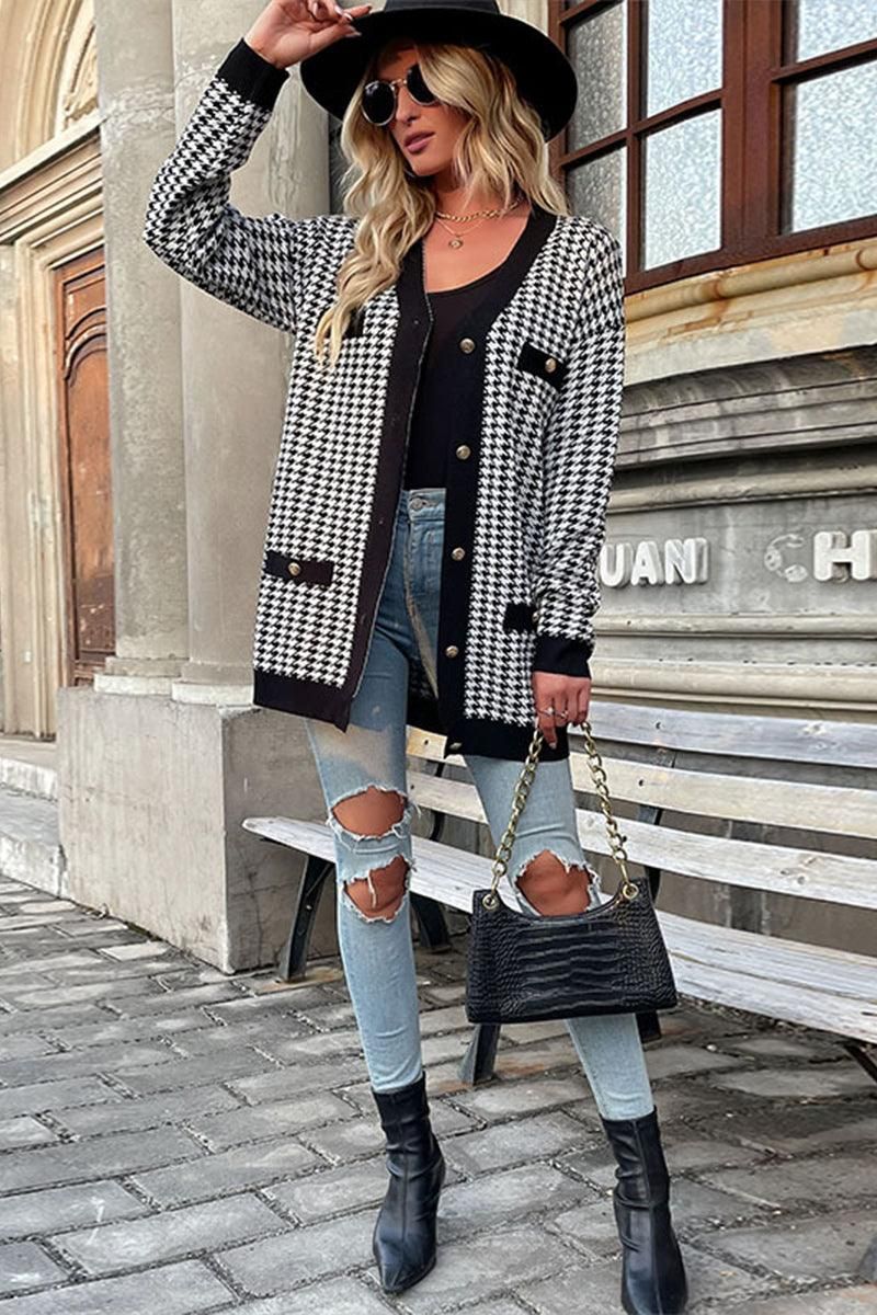 BUTTON CLOSURE PATTERNED CASUAL JACKET - Doublju