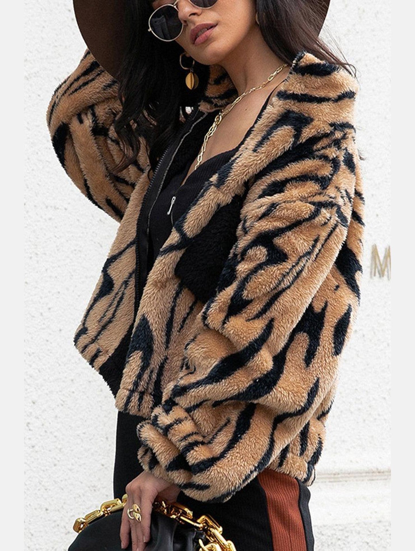 WOMEN ANIMAL PATTERNED WARM FLEECE JACKET