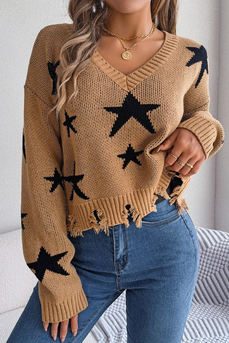 WOMEN STAR PRINTING DISTRESSED HEM KNIT SWEATER