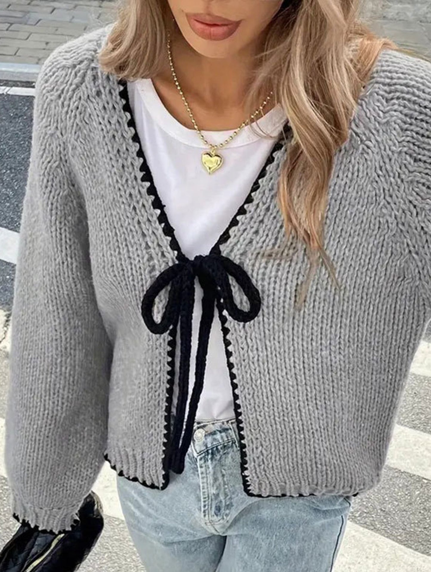 Loose-fitting bow tie cardigan jacket