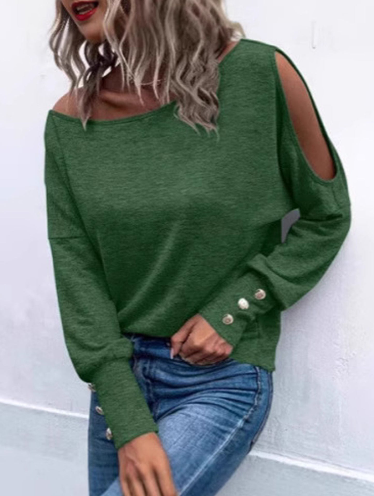 Women off-shoulder long-sleeved T-shirt