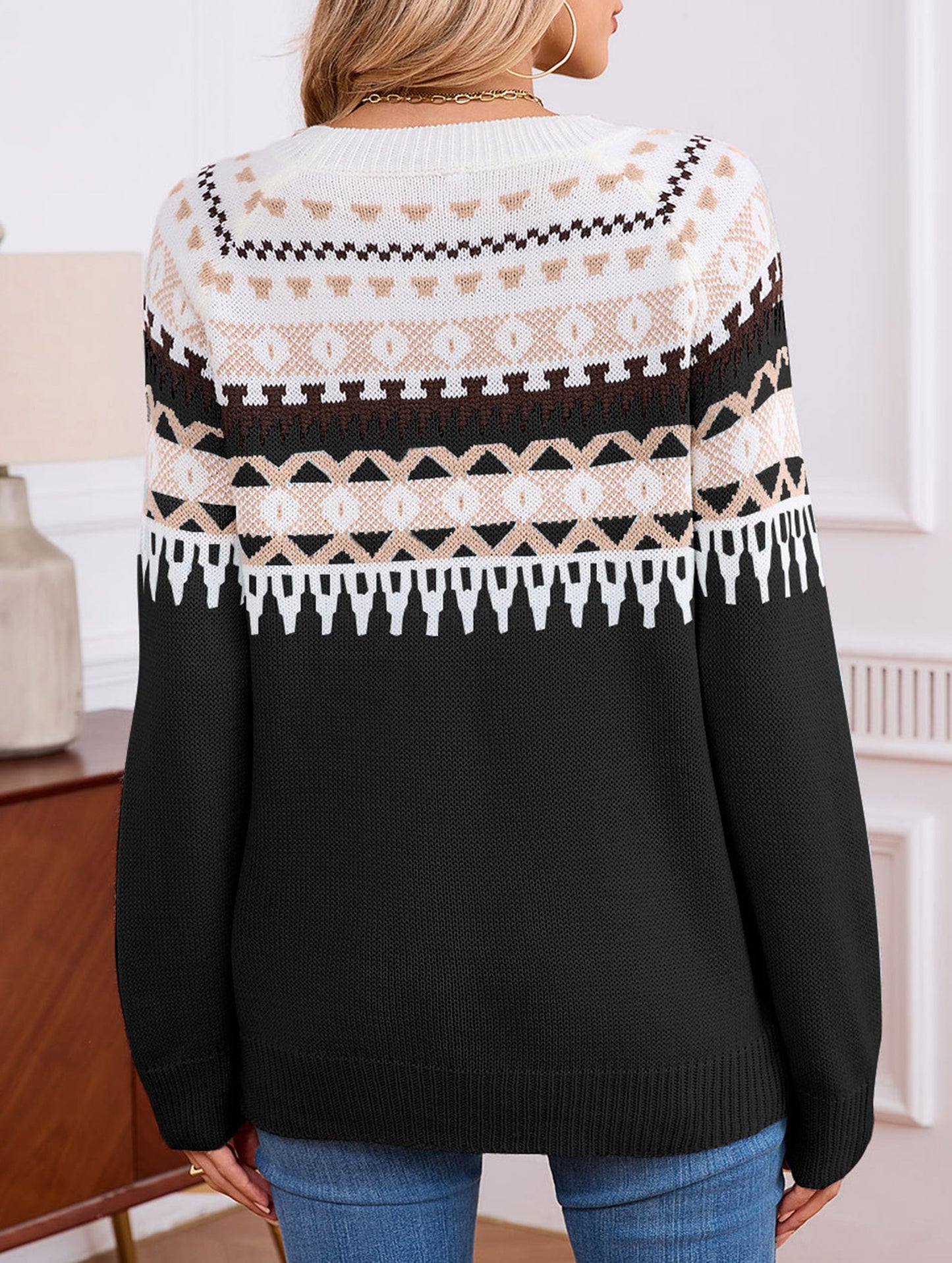 geometric pattern crew neck sweater