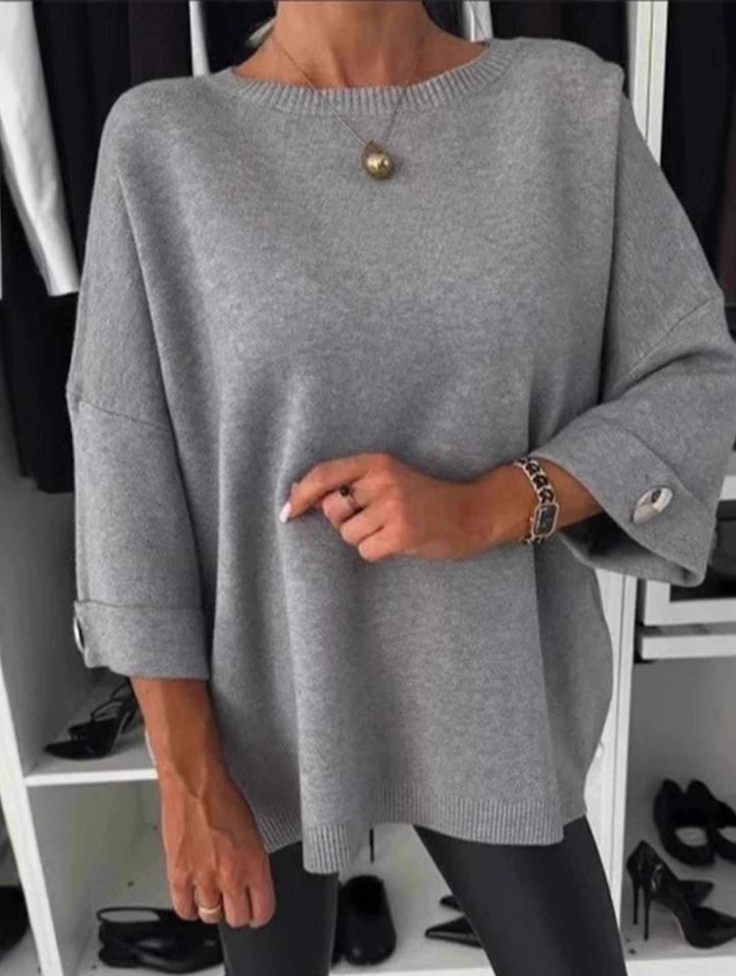 Round neck and mid-sleeve knitted casual top