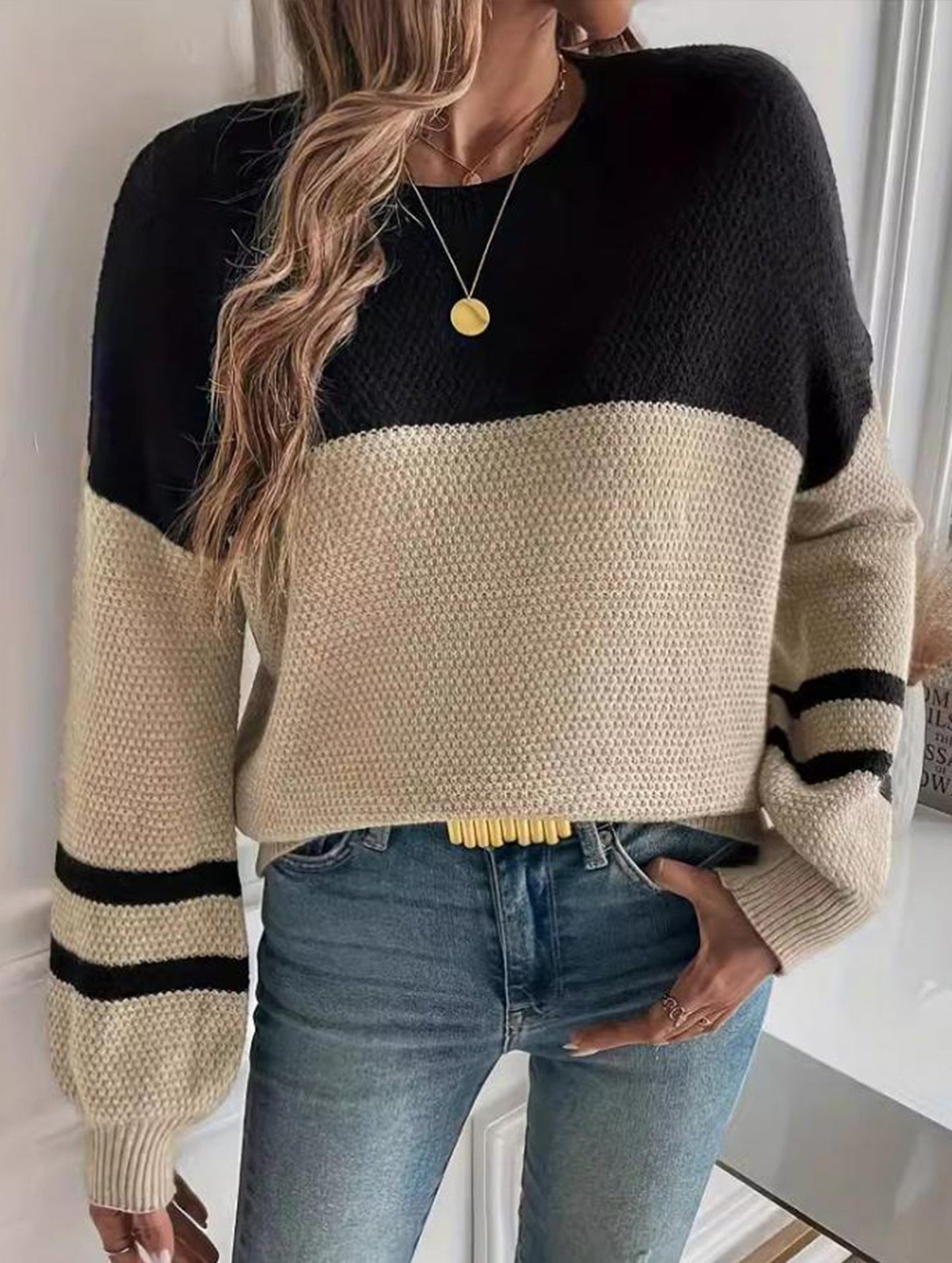 Casual colorblock knitted crewneck sweater