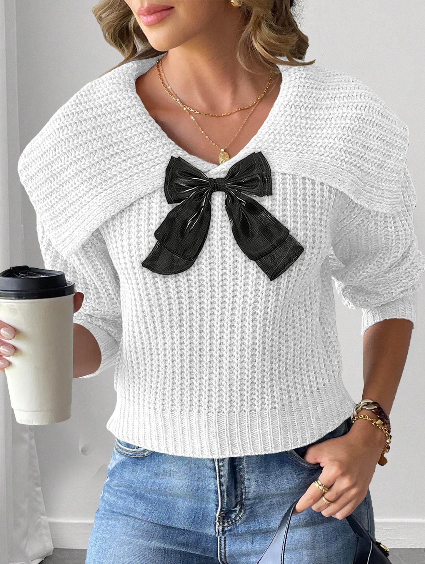 Large lapel bow-tie pullover sweater