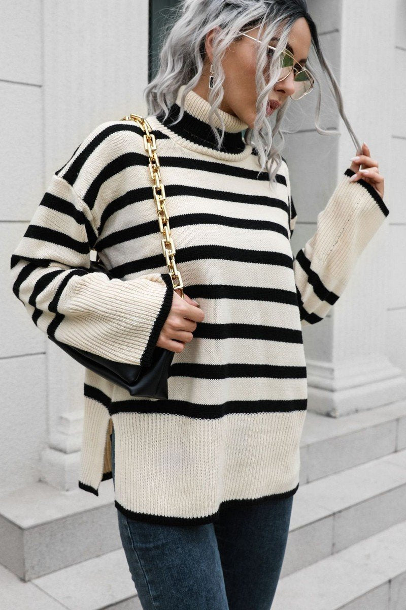 WOMEN STRIPED SIDE SLIT TURTLENECK LOOSE SWEATER
