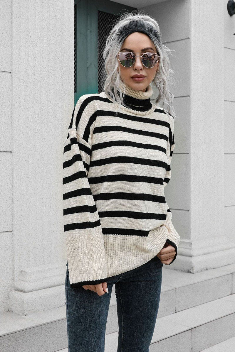 WOMEN STRIPED SIDE SLIT TURTLENECK LOOSE SWEATER