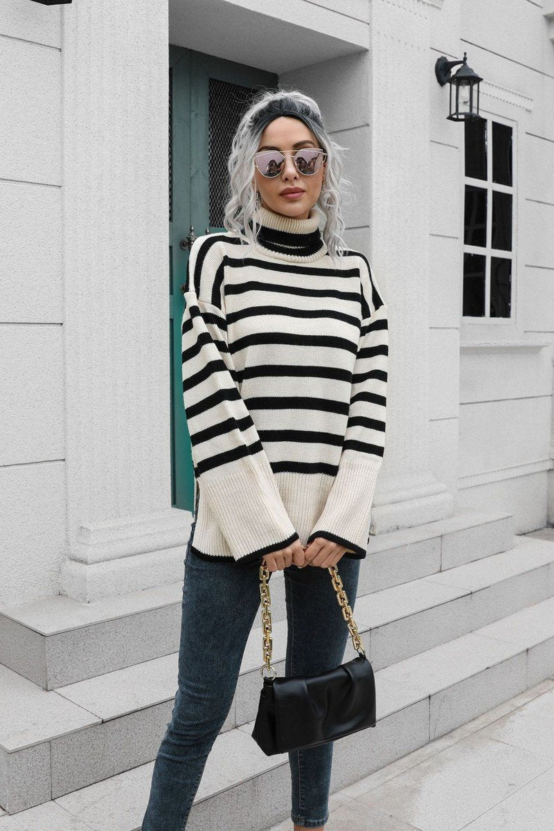WOMEN STRIPED SIDE SLIT TURTLENECK LOOSE SWEATER