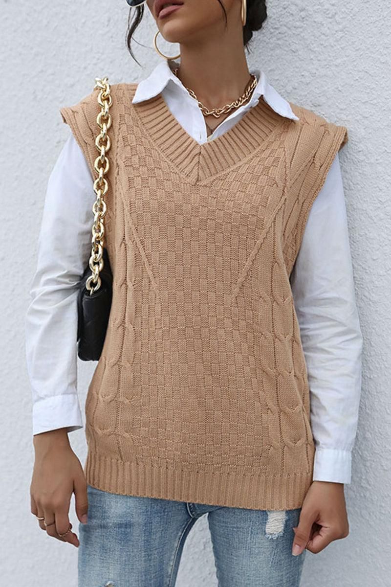PATTERNED KNIT SLEEVELESS COZY SOLID CARDIGAN - Doublju