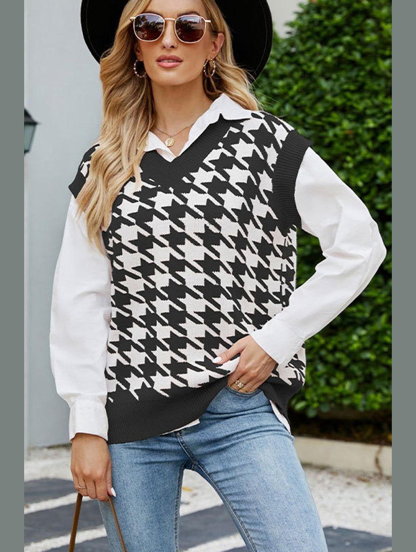 HOUNDSTOOTH LOOSE SLEEVELESS VEST SWEATER