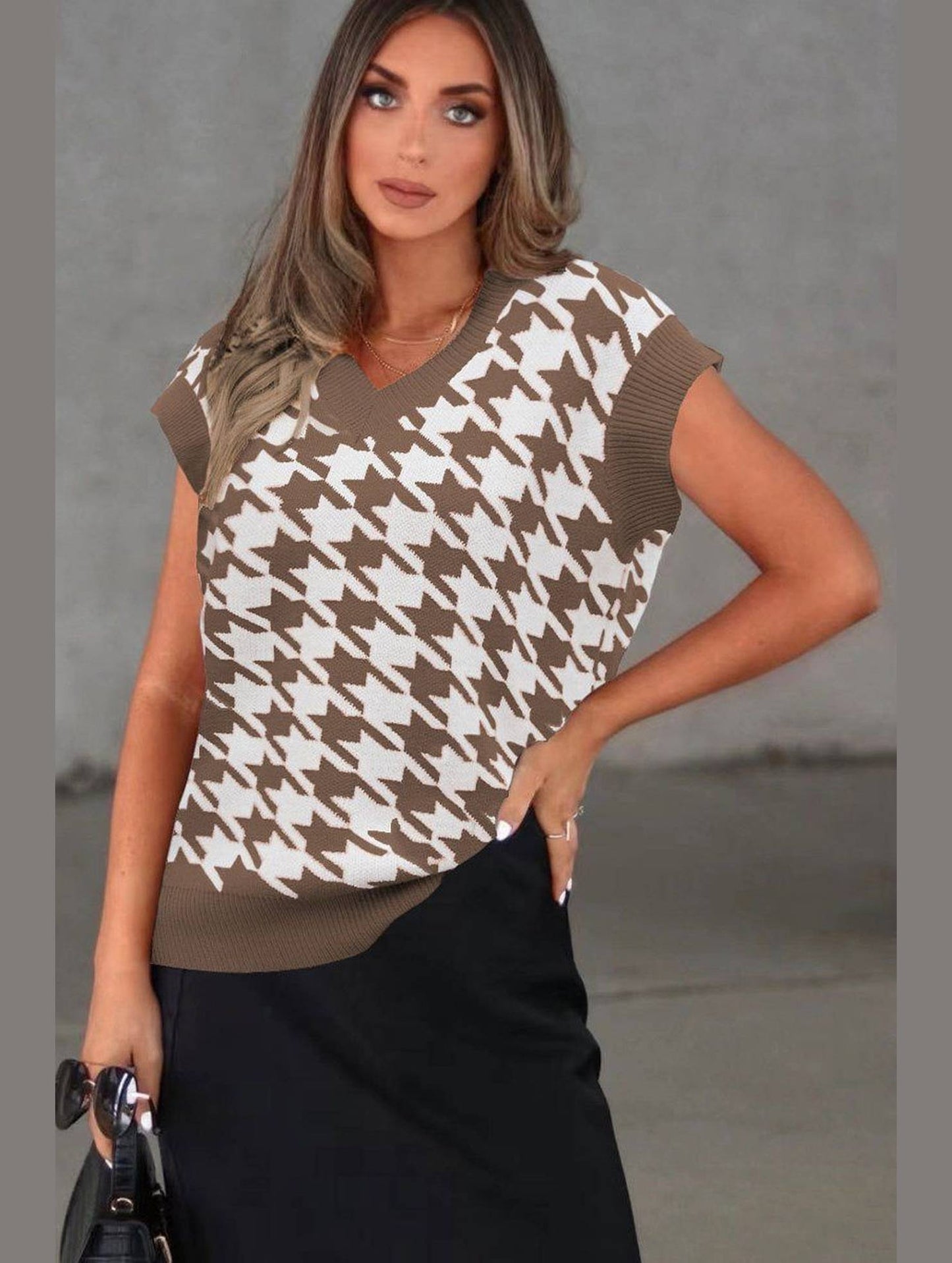 HOUNDSTOOTH LOOSE SLEEVELESS VEST SWEATER