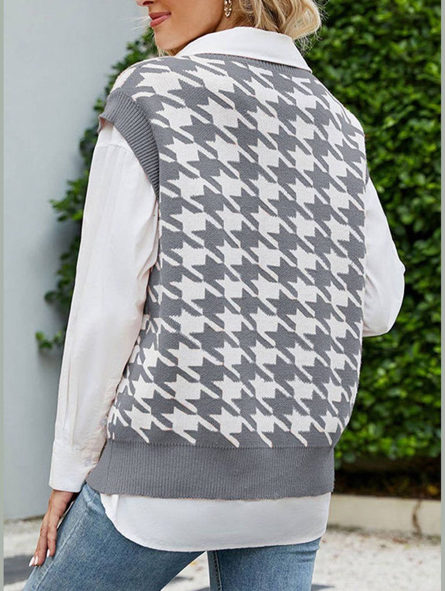 HOUNDSTOOTH LOOSE SLEEVELESS VEST SWEATER