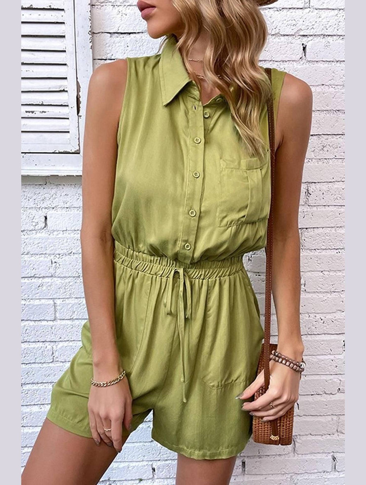 COLLARED SLEEVELESS JUMPSUIT - Doublju