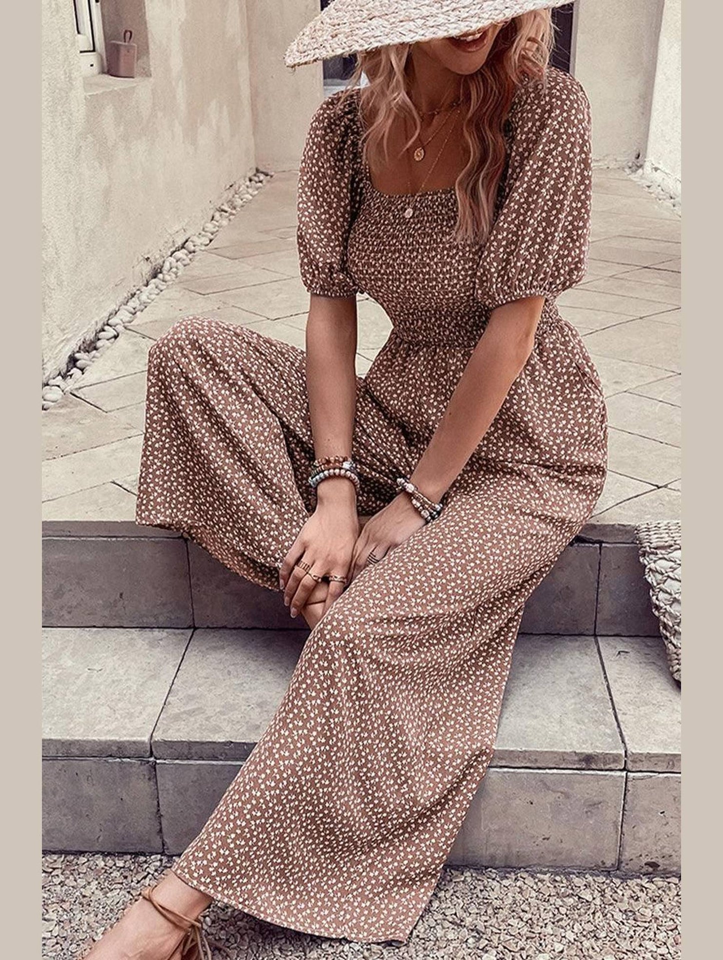 SQUARED NECK FLORAL LOOSE FIT JUMPSUIT - Doublju