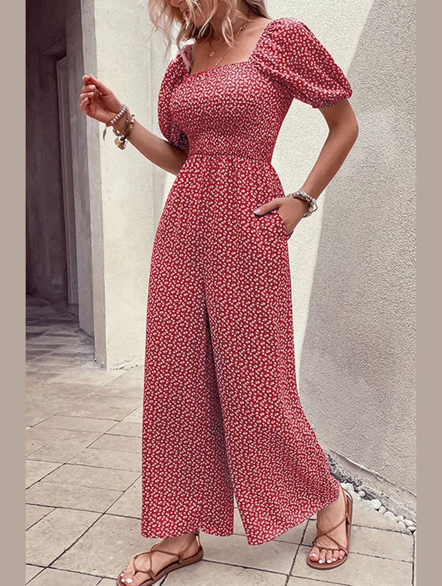 SQUARED NECK FLORAL LOOSE FIT JUMPSUIT - Doublju