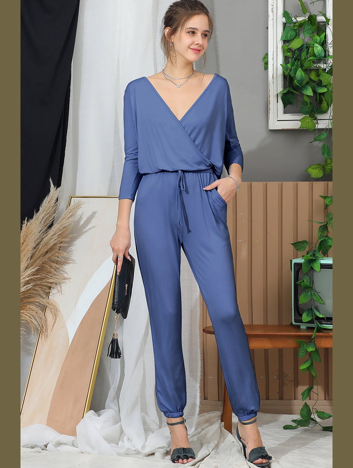 WOMEN'S SLEEVELESS RACERBACK LACE CAPRI PAJAMA 2 PCS SET