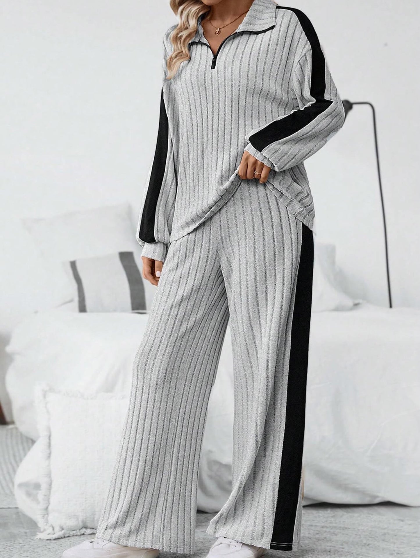 Oversized sweatshirt and wide-leg pants suit