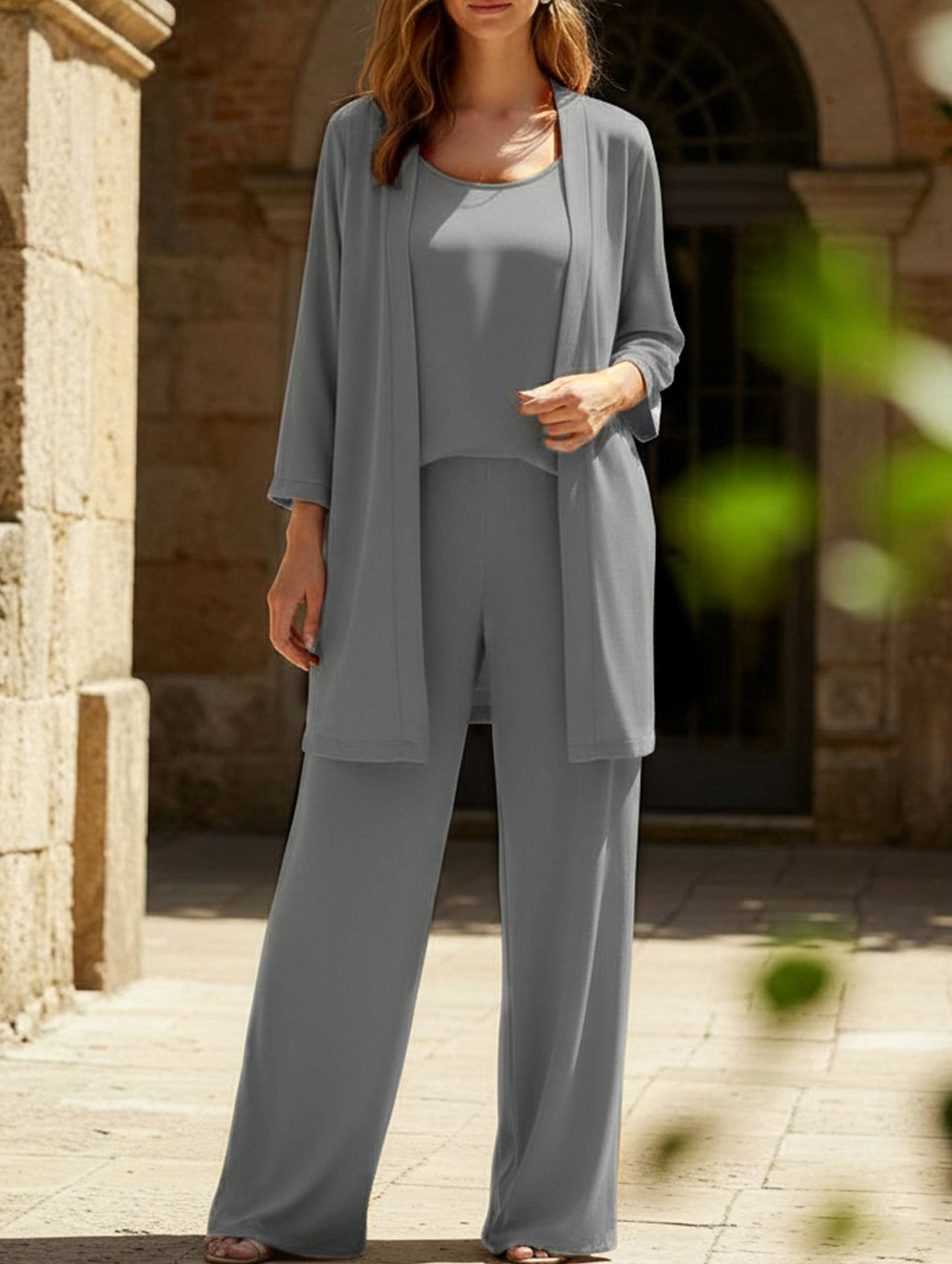 Round neck sleeveless vest wide-leg pants suit