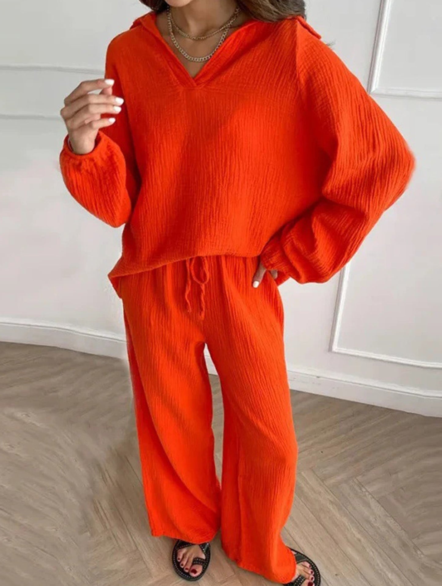 Long-sleeved top drawstring trousers set