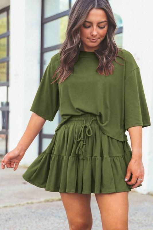 MID SLEEVE LOOSE SLEEVE SHORT SKIRT SUIT - Doublju