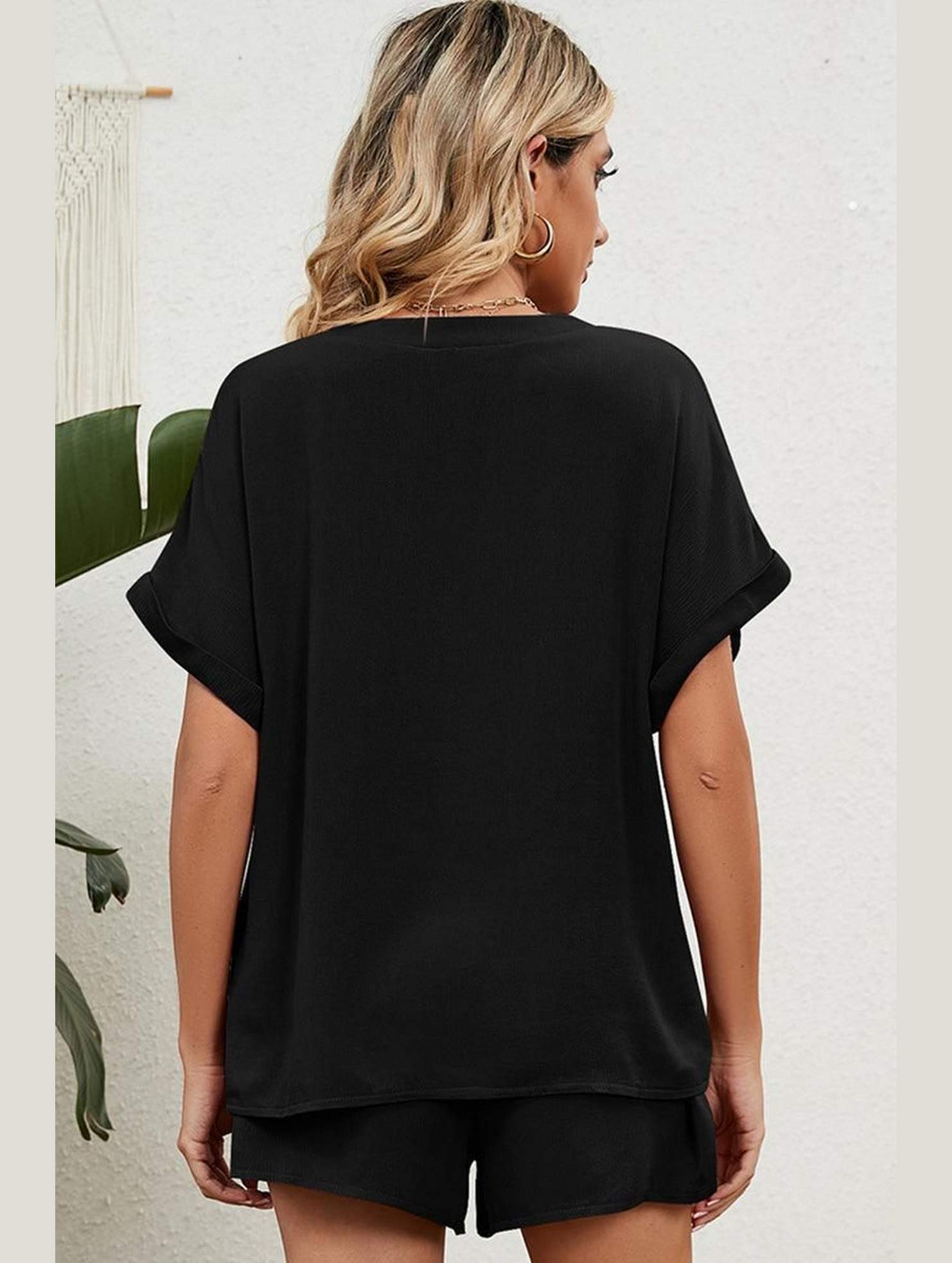 SOLID COLOR V NECK LOOSE TOP AND SHORT SET - Doublju