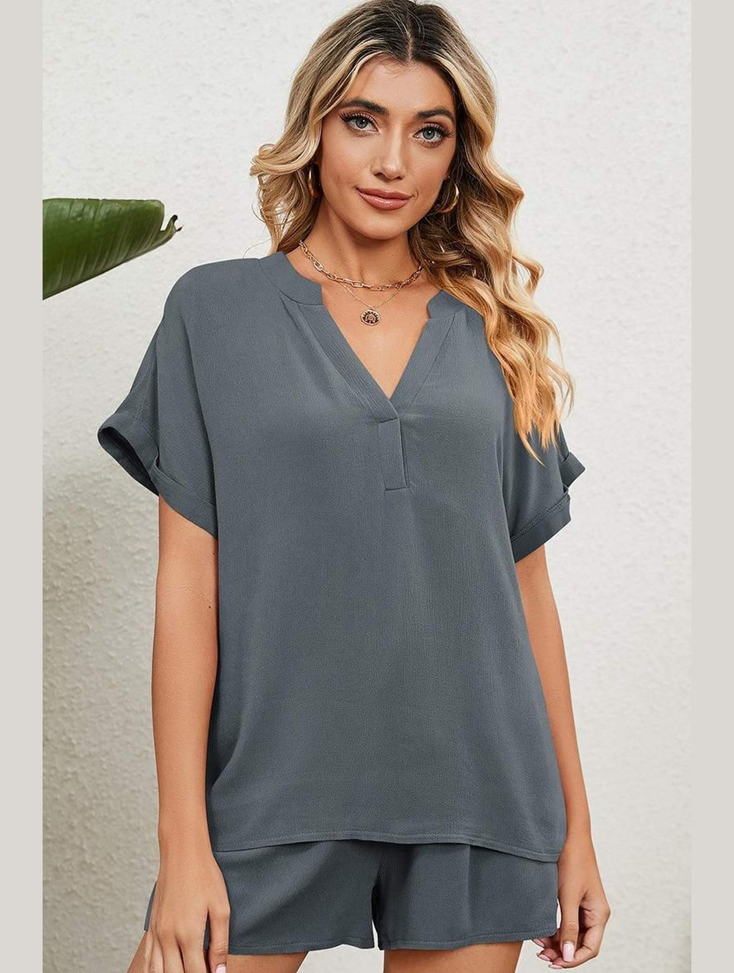 SOLID COLOR V NECK LOOSE TOP AND SHORT SET - Doublju