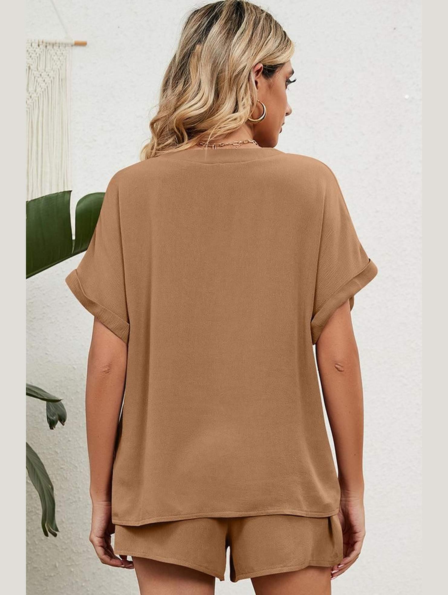 SOLID COLOR V NECK LOOSE TOP AND SHORT SET - Doublju