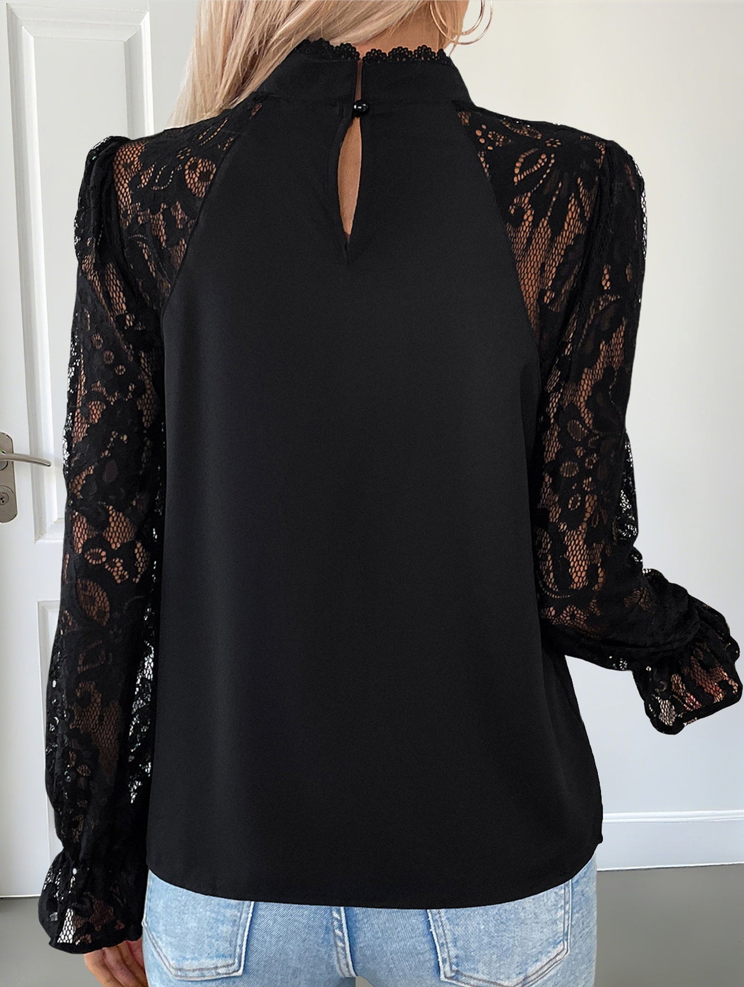 Lace patchwork round neck long sleeve shirt