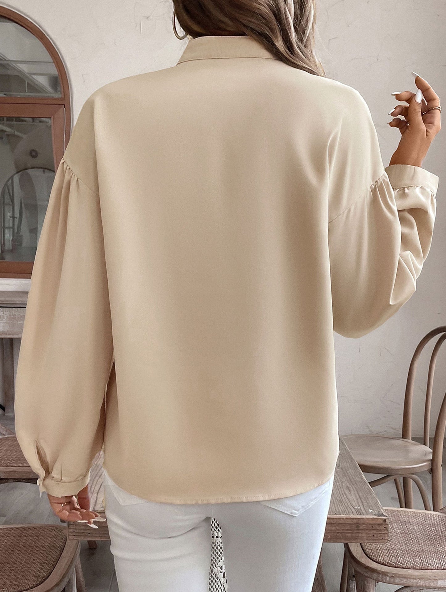 Patterned long-sleeved mandarin-collar shirt