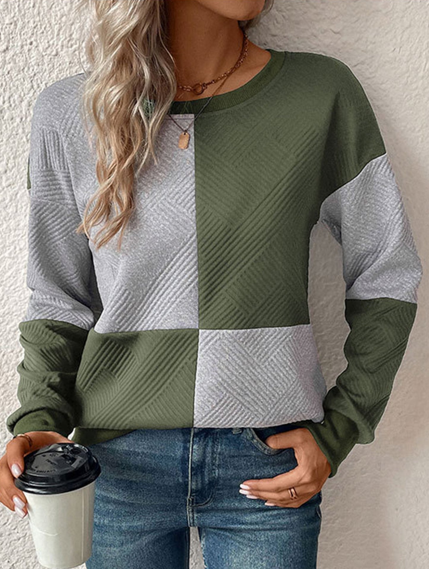 Women's round neck textured hoodie