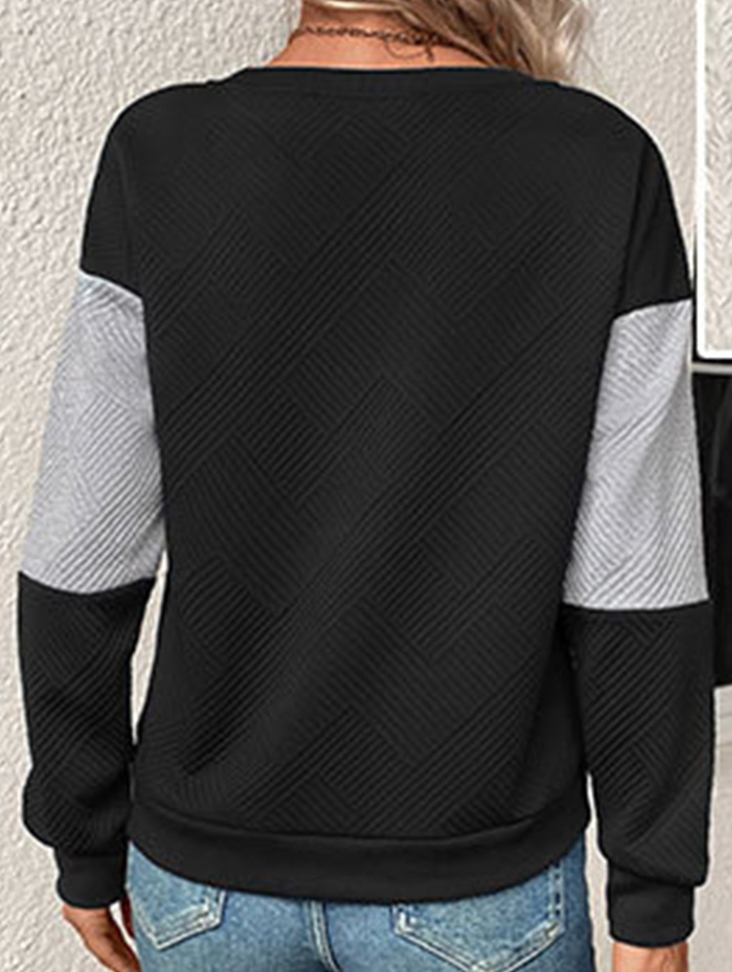 Women's round neck textured hoodie