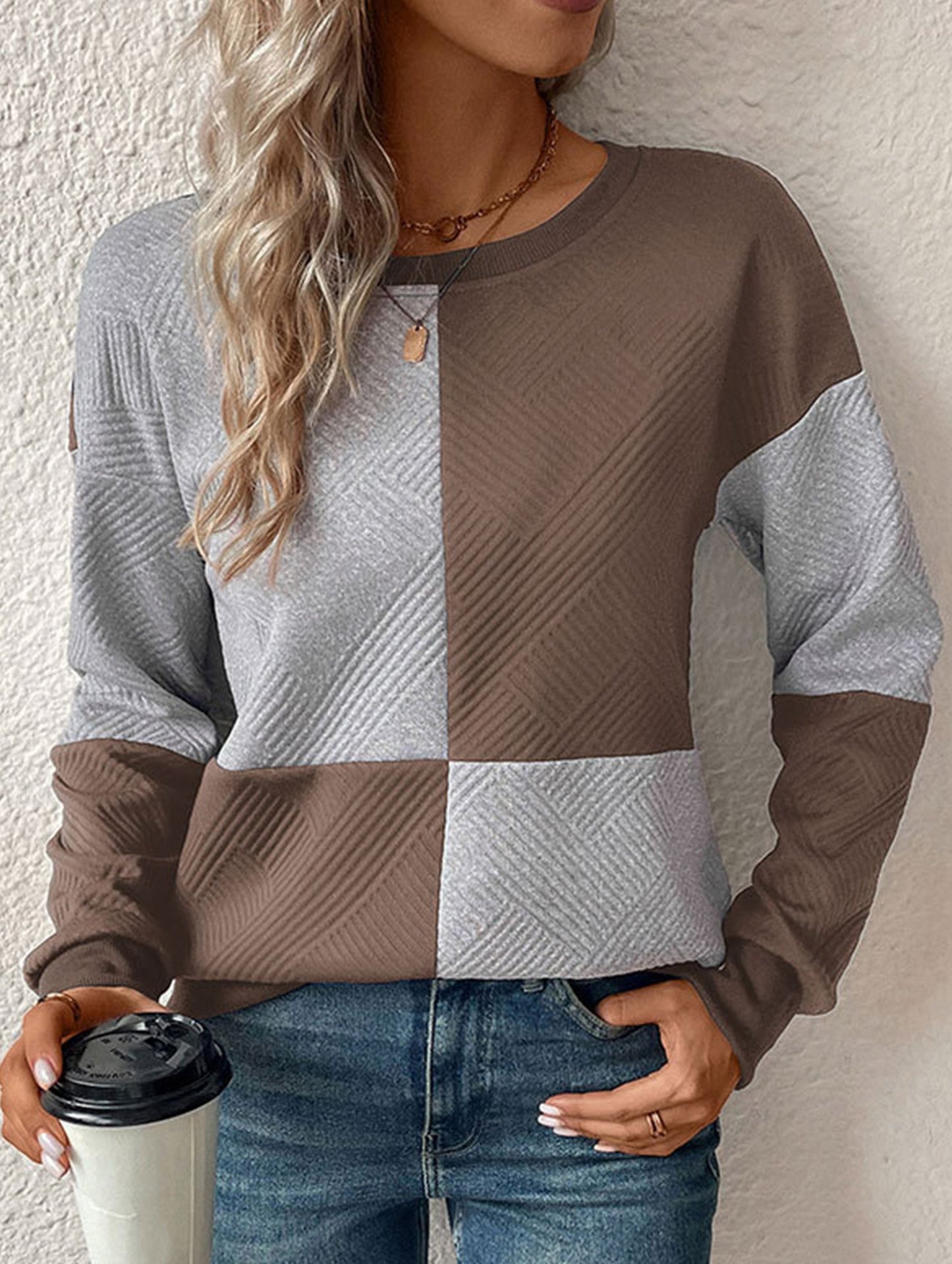 Women's round neck textured hoodie