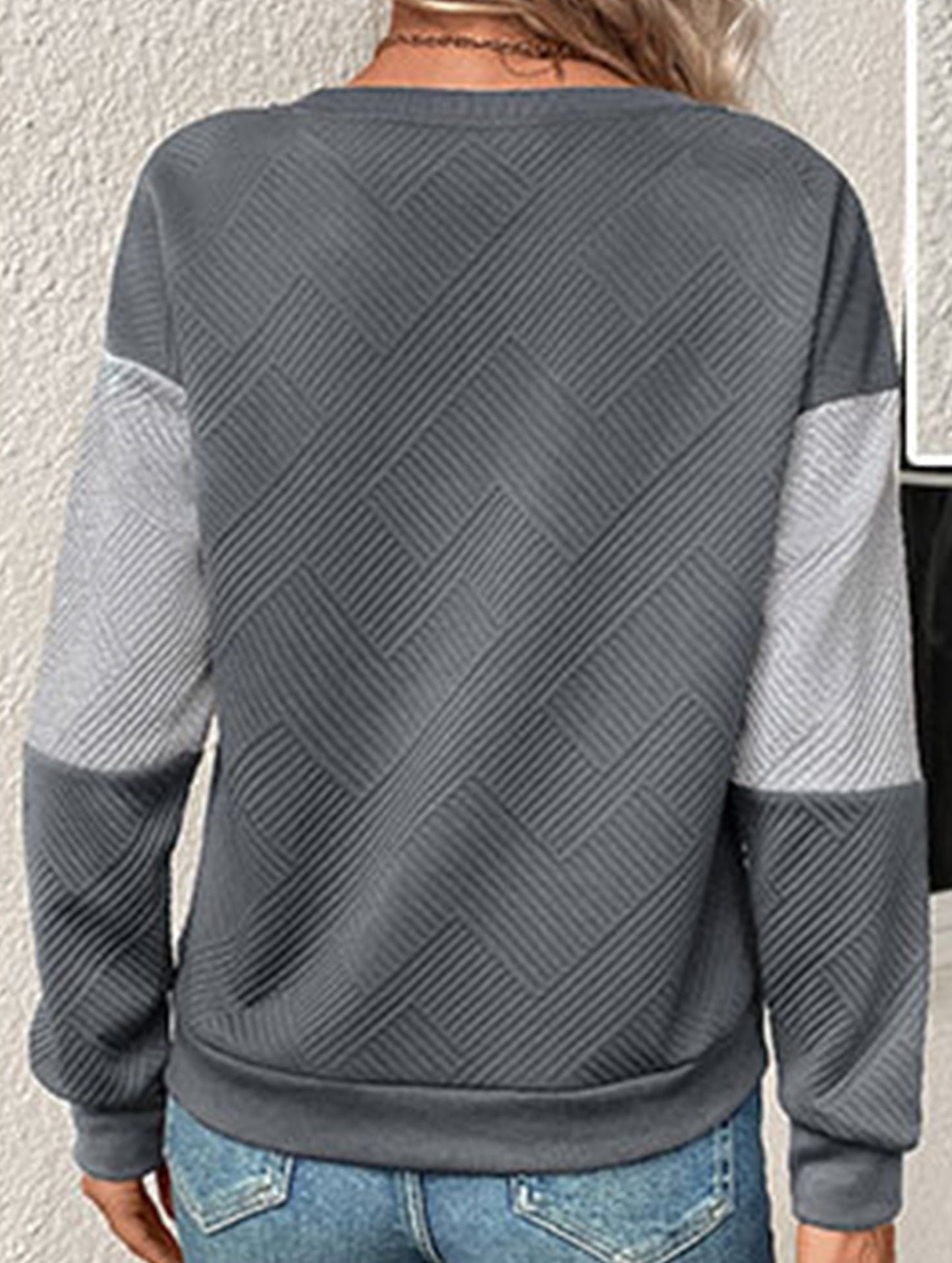 Women's round neck textured hoodie