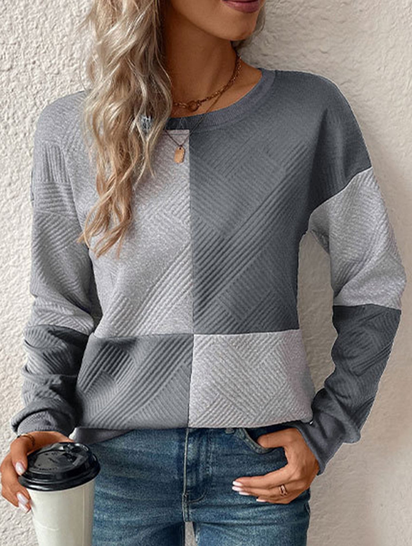 Women's round neck textured hoodie