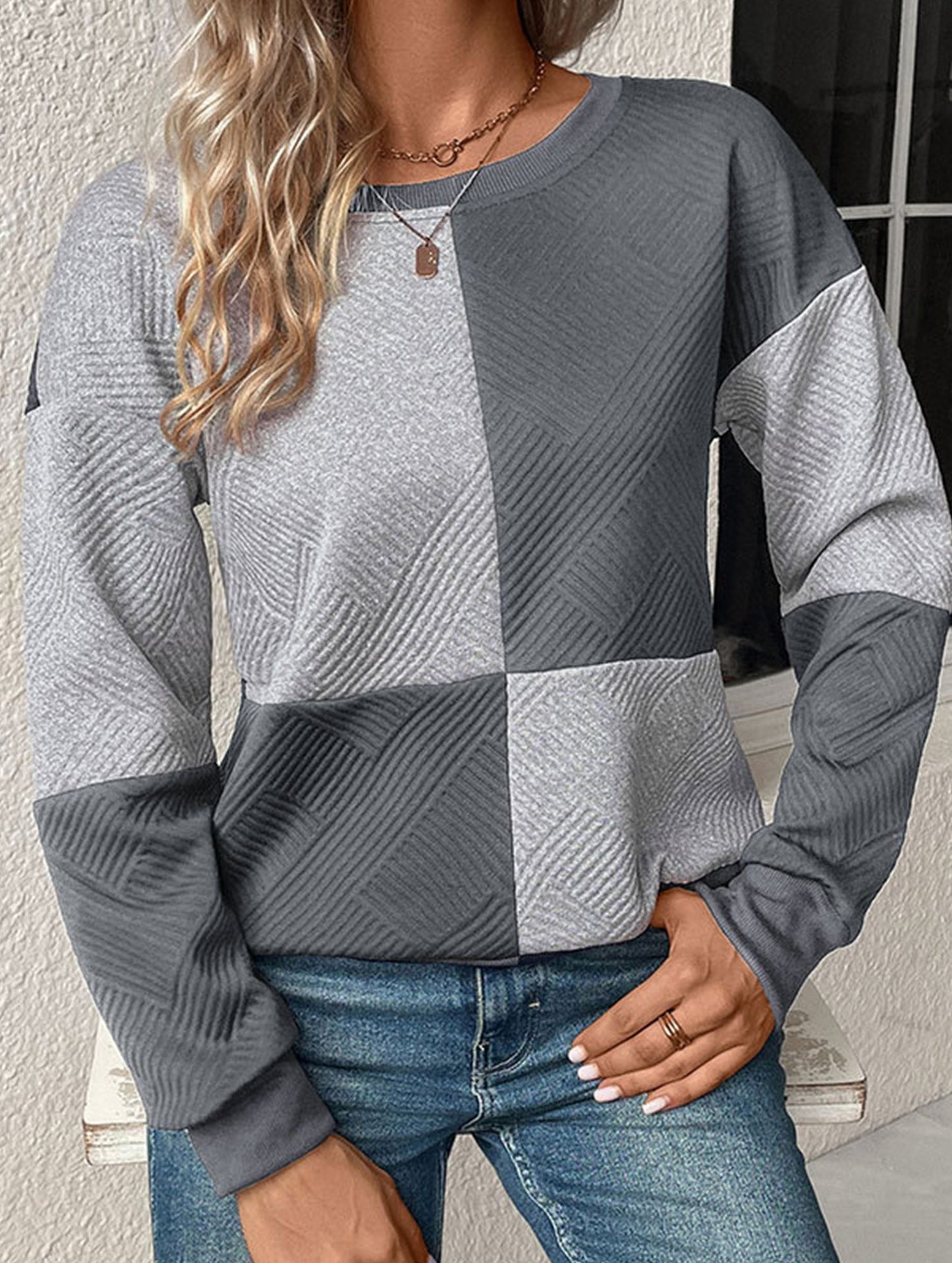 Women's round neck textured hoodie