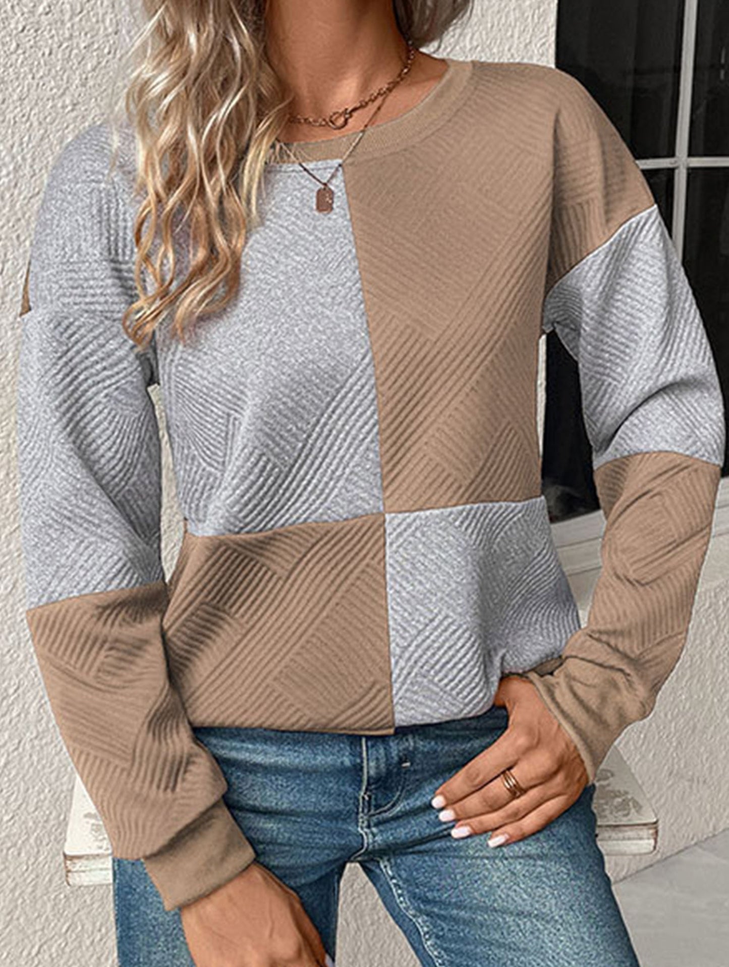 Women's round neck textured hoodie