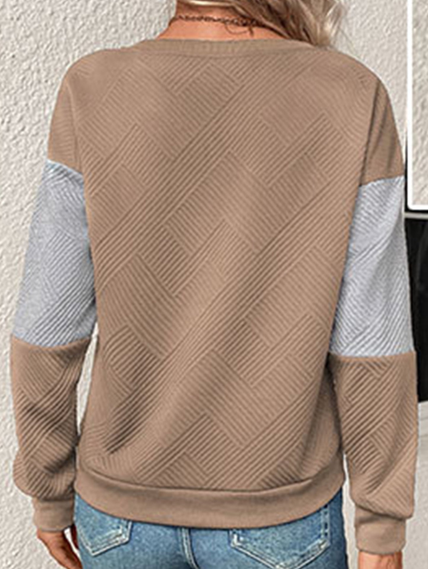 Women's round neck textured hoodie