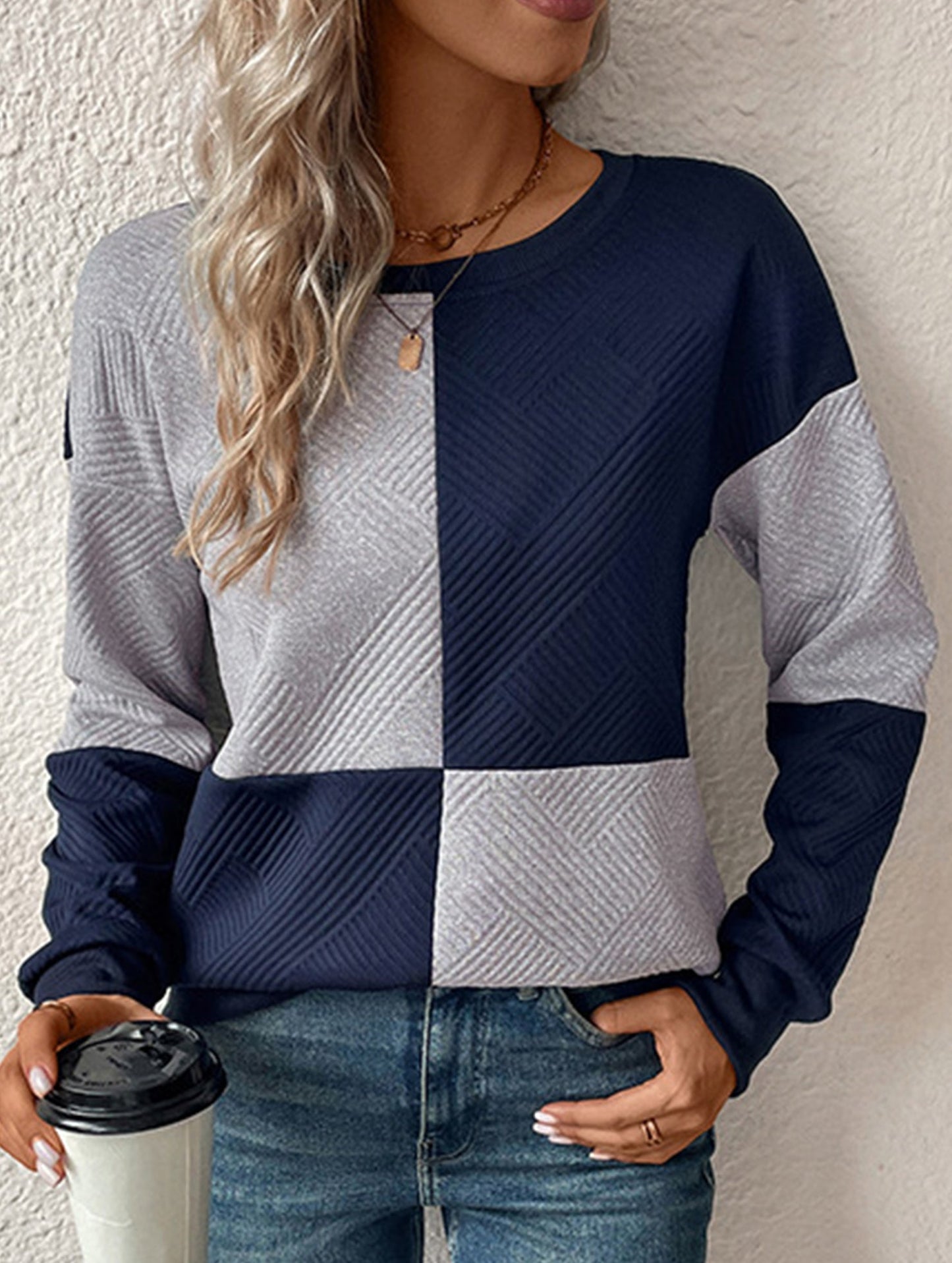 Women's round neck textured hoodie