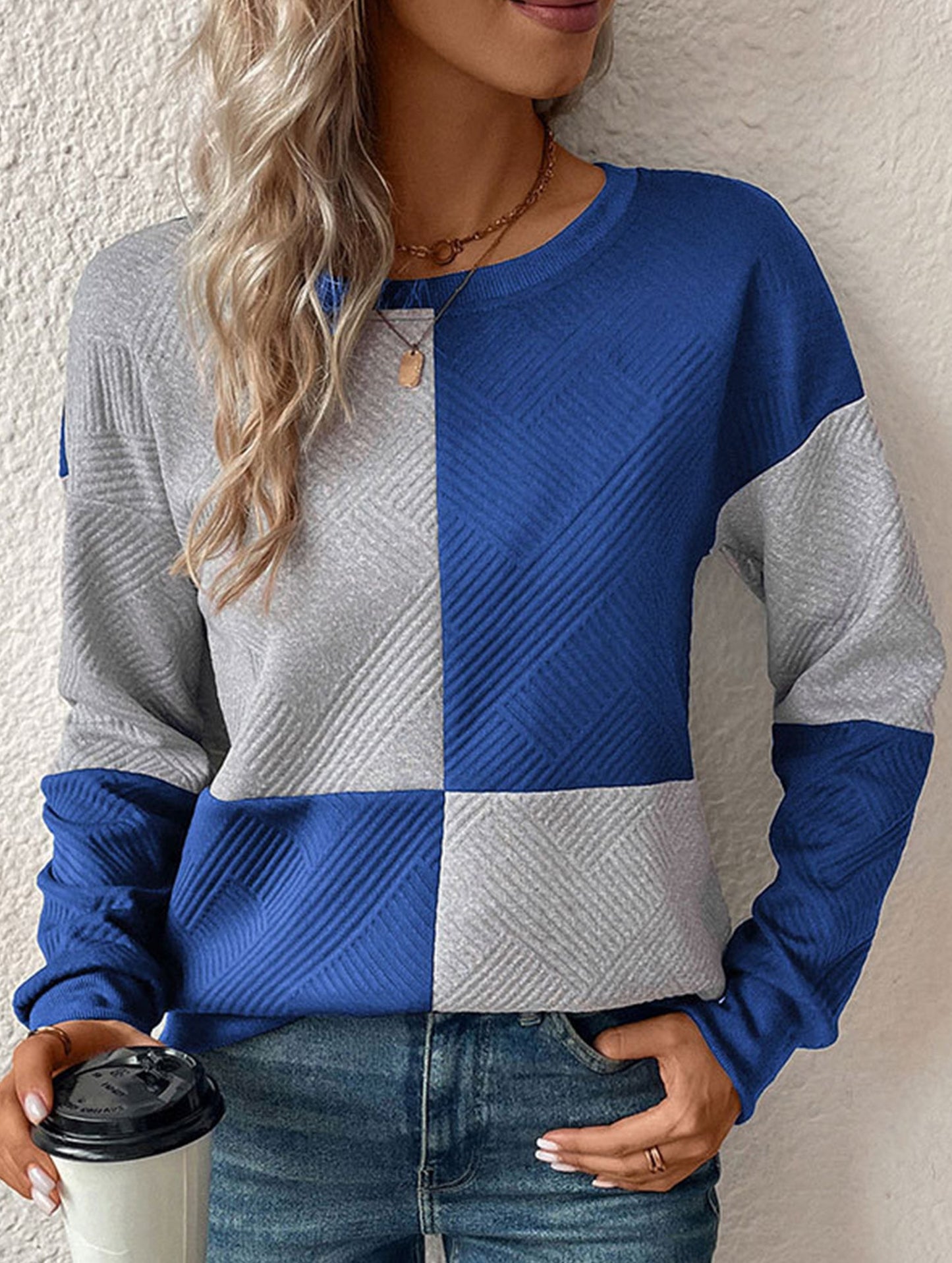 Women's round neck textured hoodie