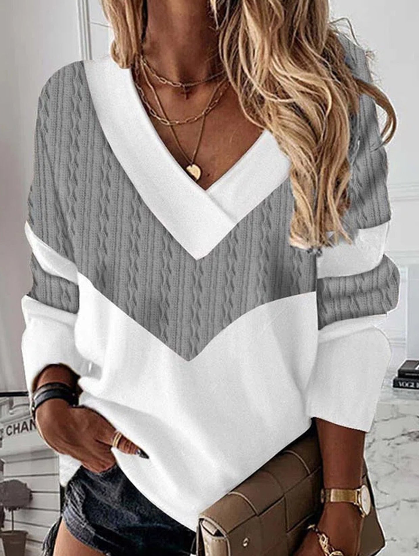Pullover contrast print V-neck long-sleeved shirt