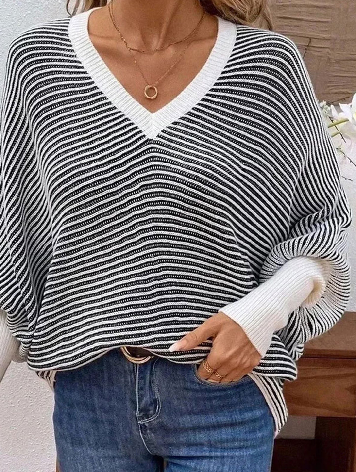 Striped V-neck batwing sleeves sweater