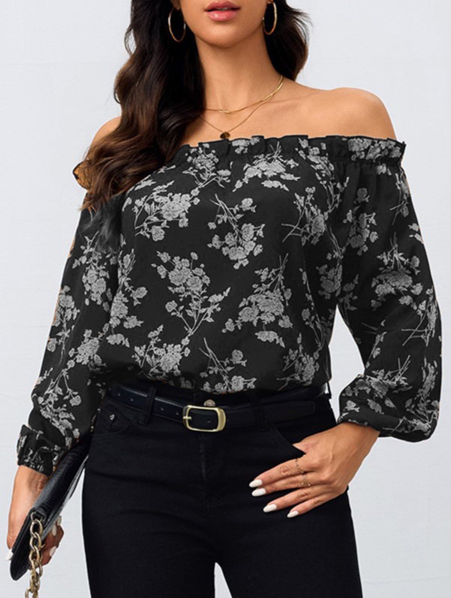 Off-the-shoulder floral boat neck shirt