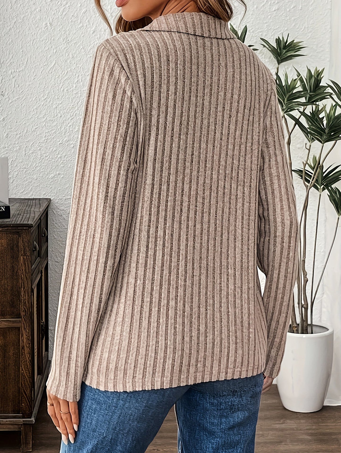 V-neck loose-fitting long-sleeved T-shirt top